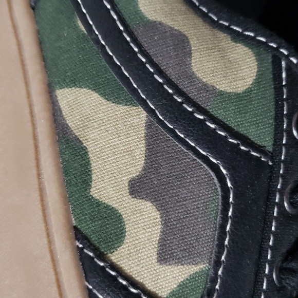 Wonder Nation camo shoes - Picture 7 of 7